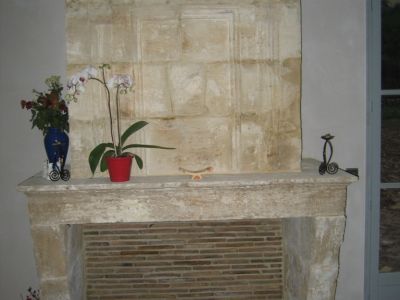 CHEMINEE EN PIERRE REF003