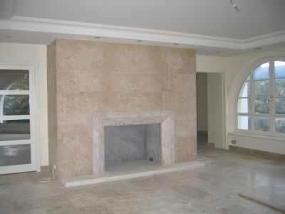 CHEMINEE EN PIERRE REF004