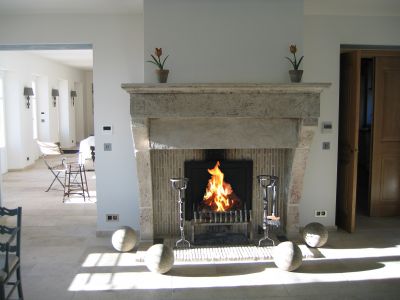 CHEMINEE EN PIERRE REF016